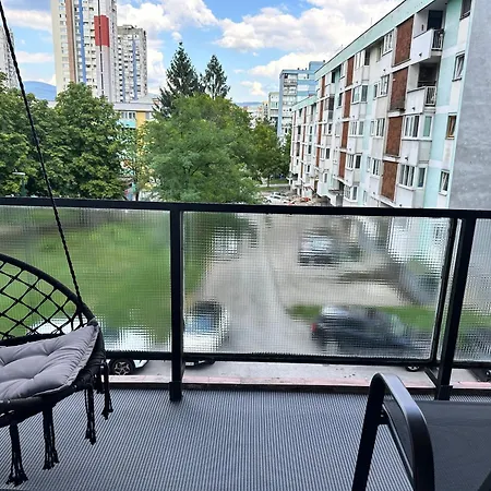 Apartman Aurora *